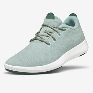 Allbirds Mizzle Wool Waterproof Runners in Lichen (white sole) - size 8